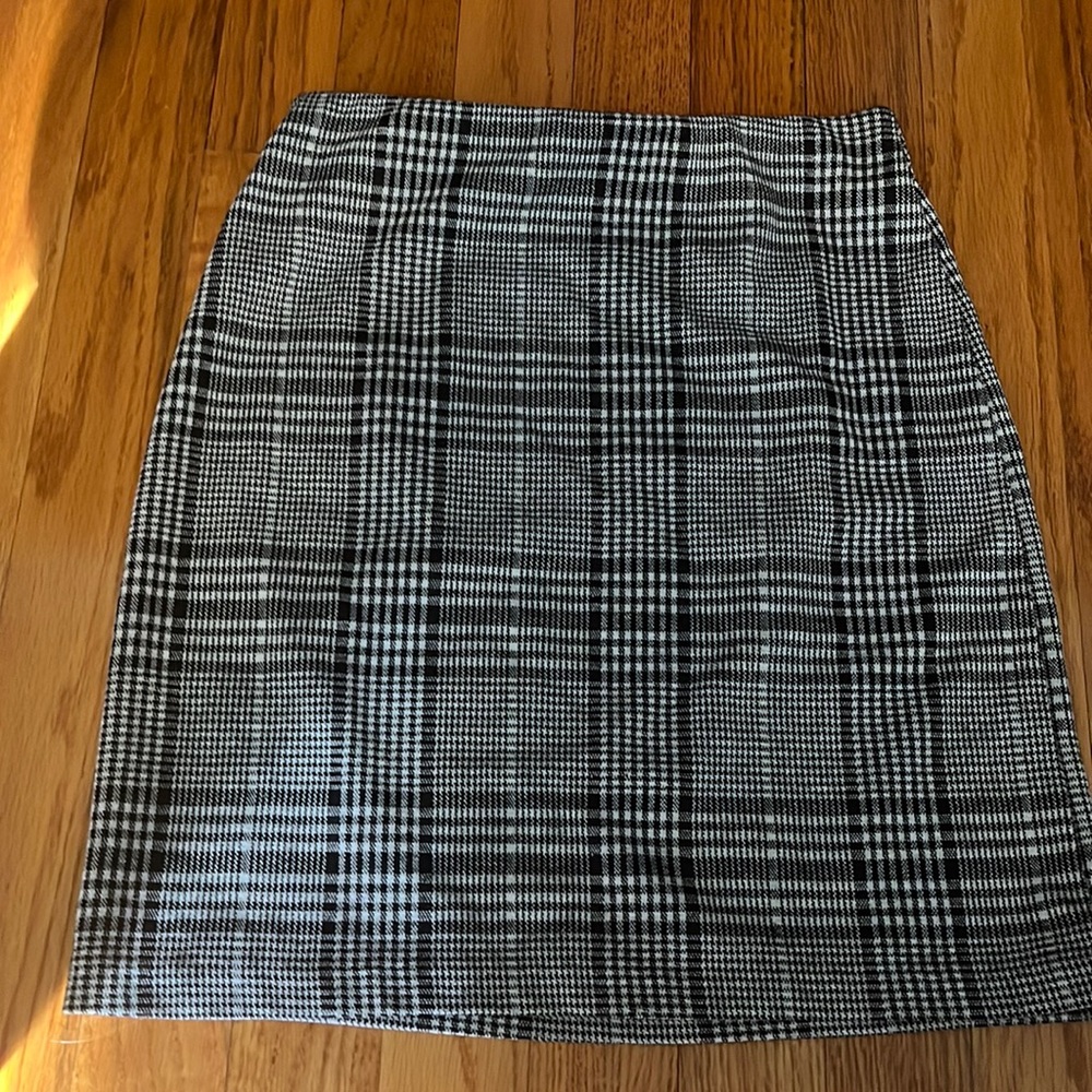 White and Black Pencil Skirt- Open to offers